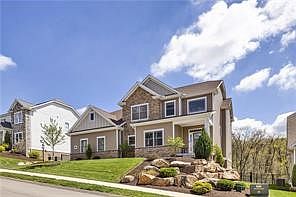2nd image of 494 Harvest View Dr