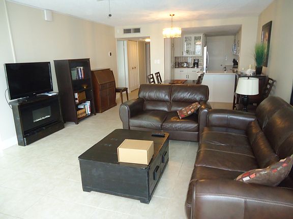 3rd image of 7400 Sun Island Dr #509