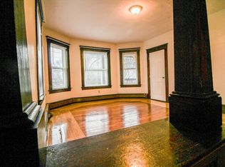 565 Blackstone St, Woonsocket, RI 02895