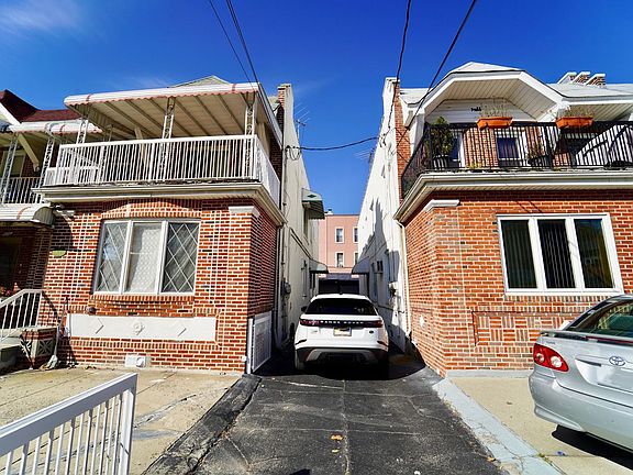 3rd image of 104 Bay 38 St