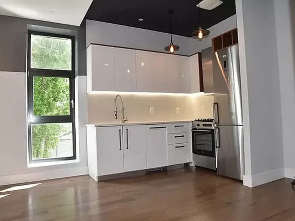 44 Stanhope Street image 1 of 15