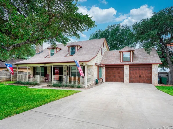 8811 WELLESLEY MANOR DR, San Antonio, TX 78240
