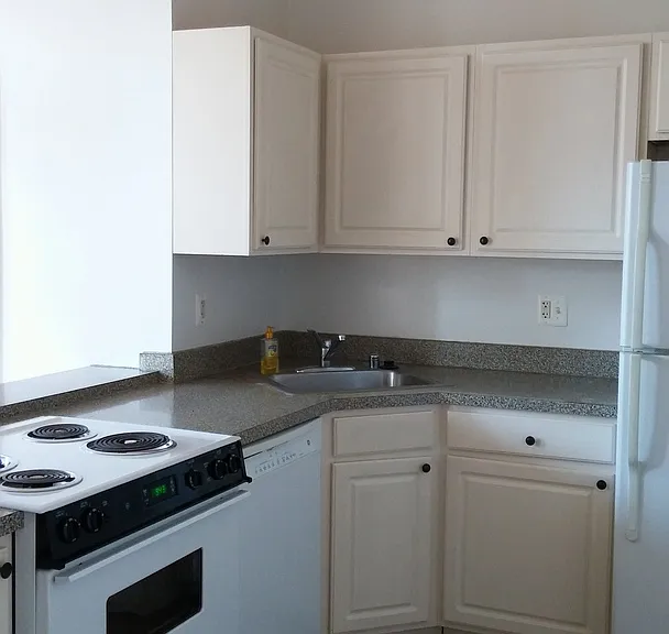 1039 N Calvert St — Photo 10