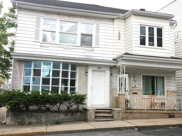 100 W Cherry St, Shenandoah, PA 17976