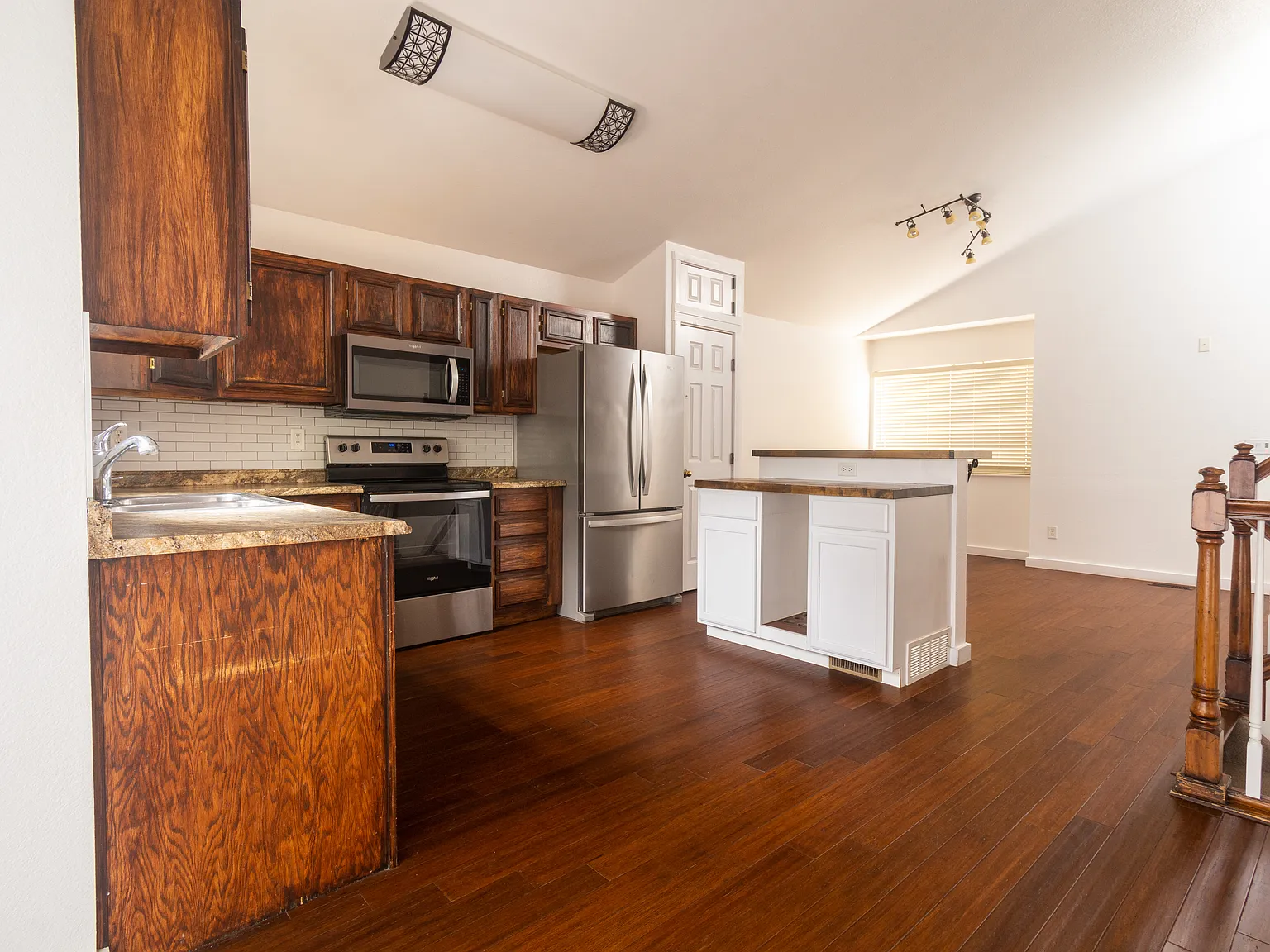 4 bed, 1711 sqft, $2,300 — Photo 3