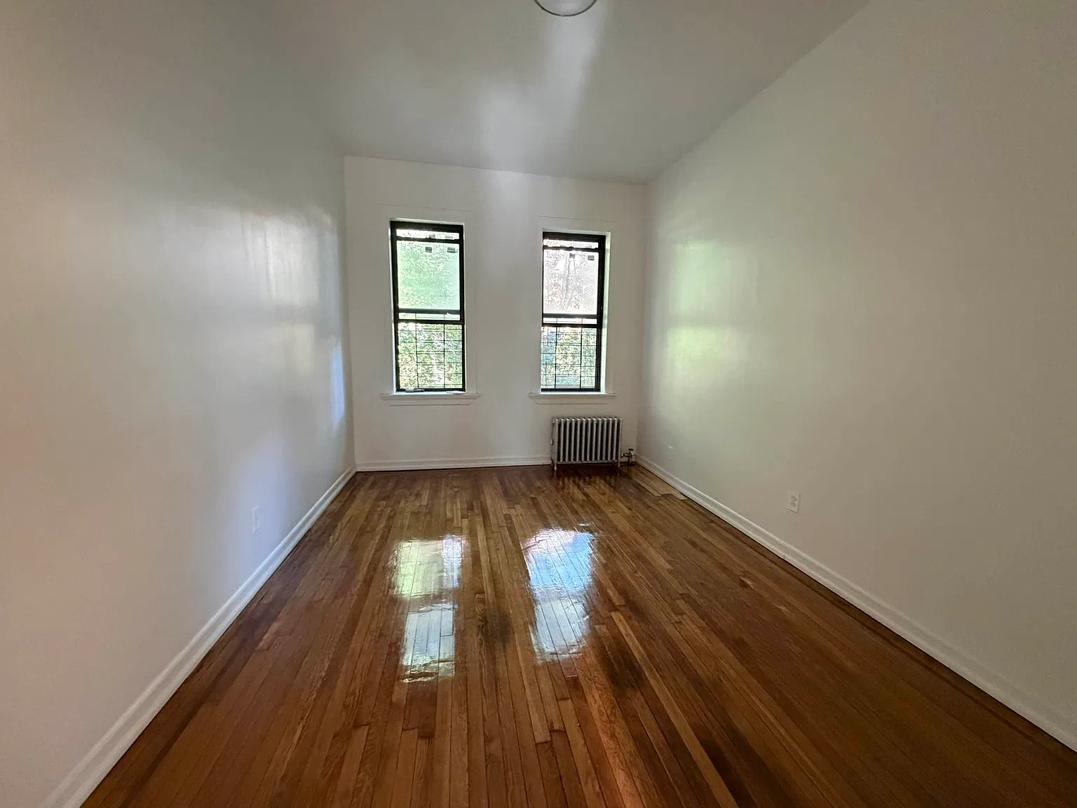 227 Linden Boulevard — Photo 3