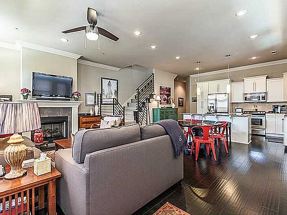 5th image of 2644 Frontier Elm Dr