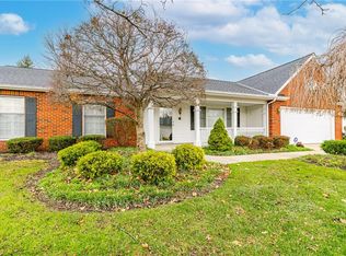 9577 Tipperary Ln, Mentor, OH