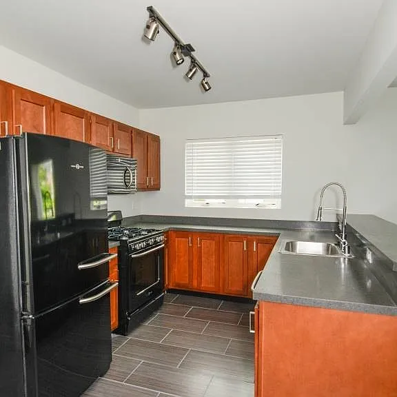 358 Duke Rd — Photo 3