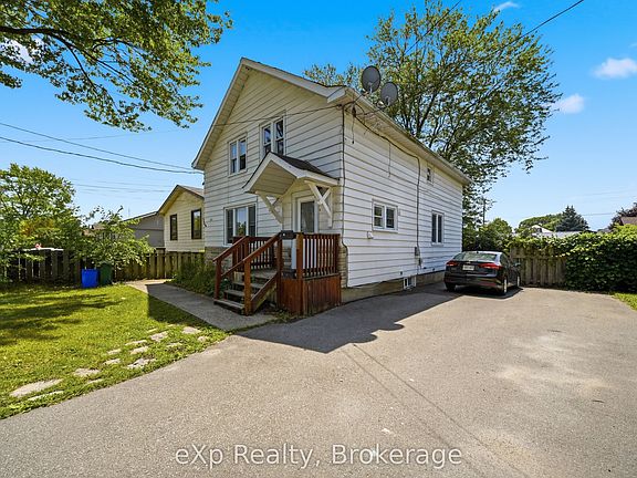 2nd image of 326 Sidney St