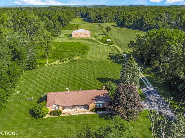 Beauty Creek Valparaiso Real Estate 4 Homes For Sale Zillow