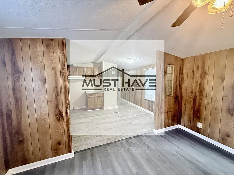 1479 Brooksouth Dr — Photo 4