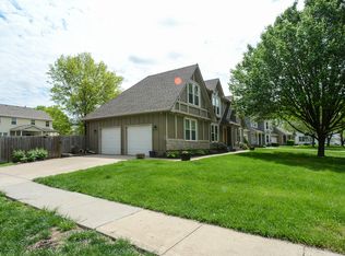 2100 S Lennox Dr, Olathe, KS 66062