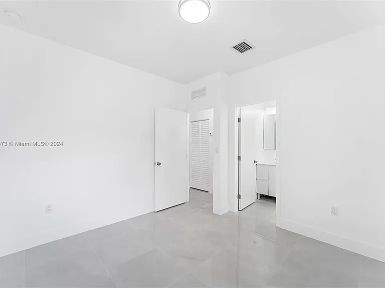 Master bedroom 1