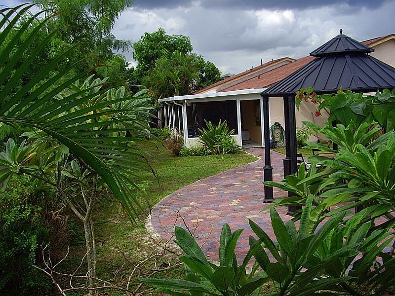 furthest point of yard to house