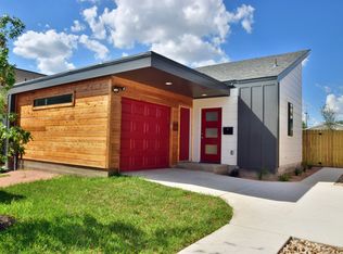 912 Morrow St #B, Austin, TX 78757