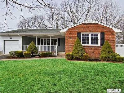 66 Bieselin Rd, Bellport, NY, 11713