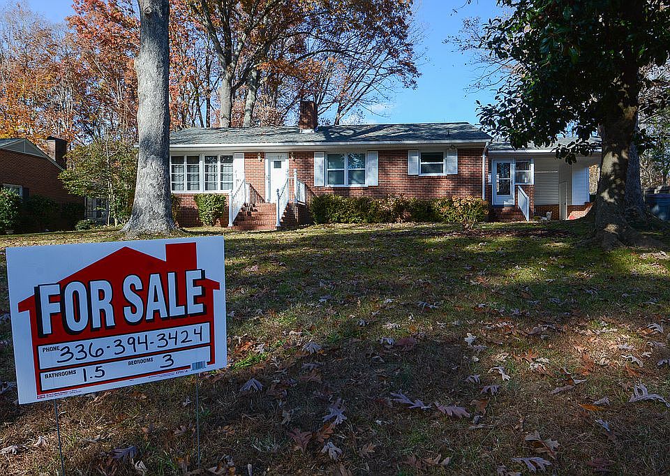 1st image of 1412 Brookwood Dr