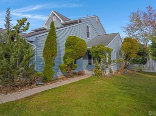 23 Rainford Rd, Edison, NJ 08820