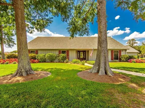 517 Amarillo Dr, Houma, LA 70360