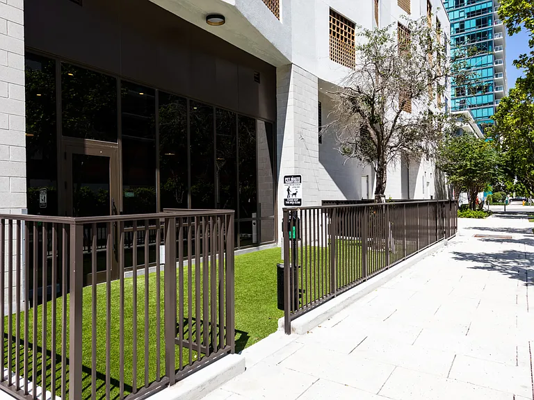 Gio Midtown — Photo 37
