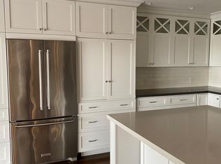2831 Roland Ave, San Carlos, CA 94070
