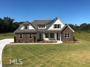 16 Kindelwood Dr, Newnan, GA 30263
