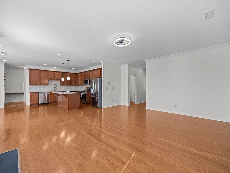 729 Lake Artesia Ln — Photo 15