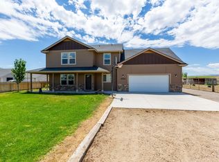 4555 Market Rd, Homedale, ID 83628