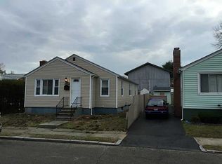 67 Victoria St, Providence, RI 02909