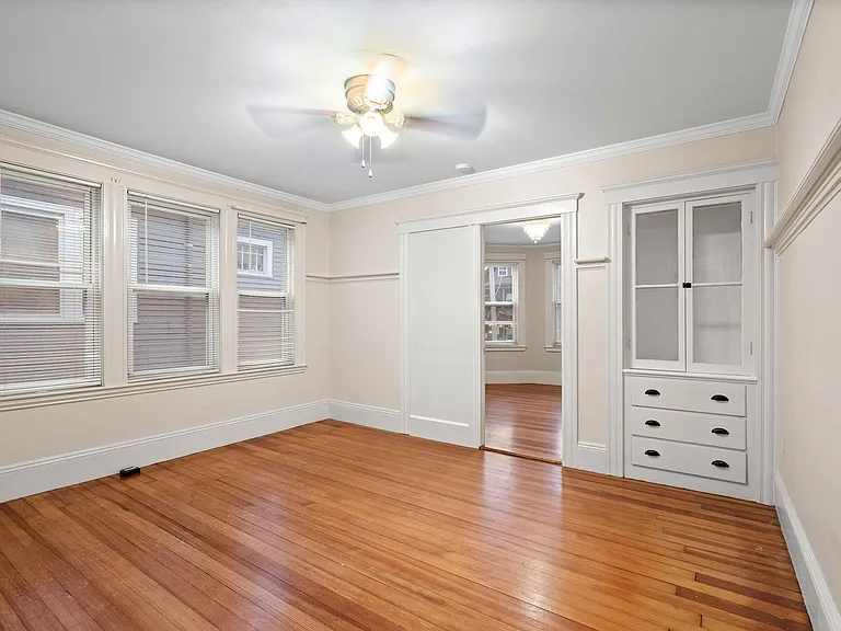 4 Chase St #2 — Photo 5