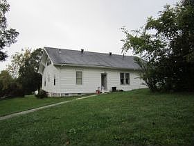 3rd image of 1928 W Beaver Creek Dr