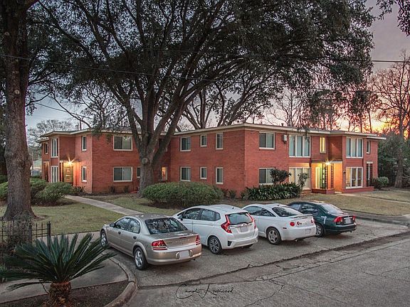 2nd image of 3804 Gilbert Dr APT C
