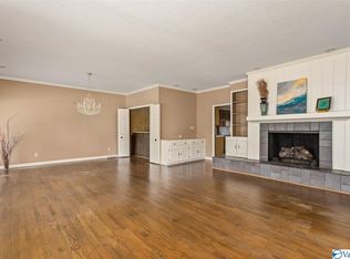 810 Tannahill Dr SE, Huntsville, AL 35802