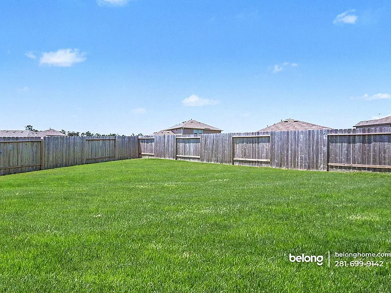 260 Gallant Front Ln — Photo 25