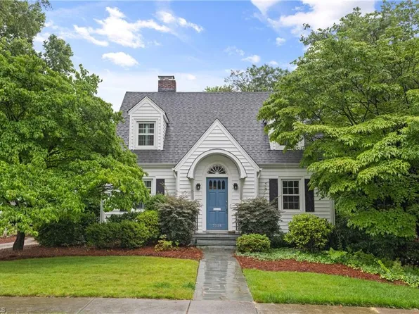 2236 Westover Dr, Winston Salem, NC 27103