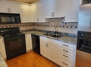 2302 Rio Vista Dr #2302, Mahwah, NJ 07430