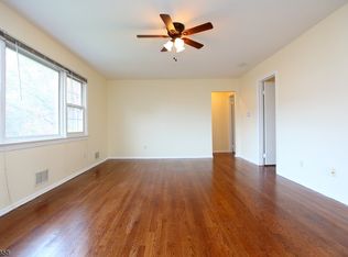 18 Dartmouth Ave APT 4B, Bridgewater, NJ 08807
