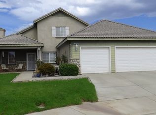 1198 Pinebourne Cir, Beaumont, CA 92223