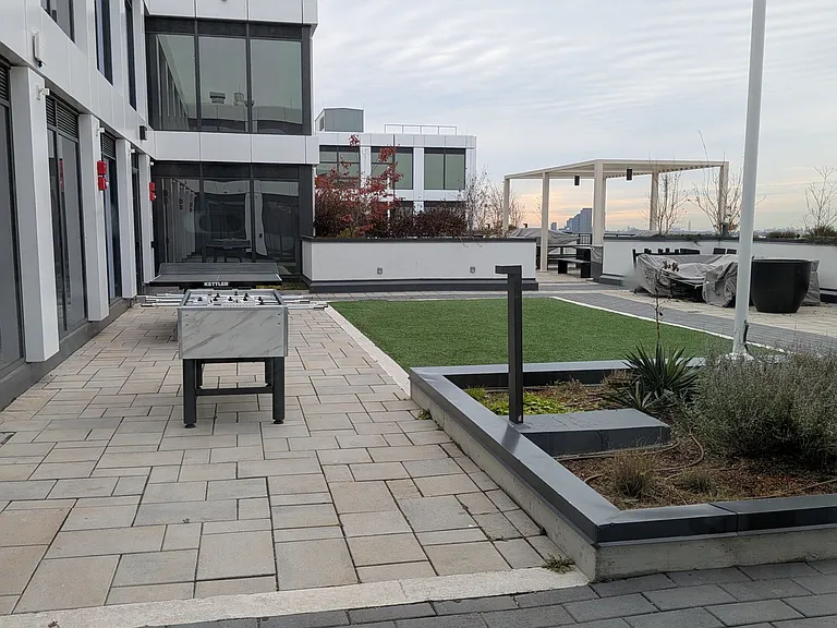 1100 Sheppard Ave W #332 — Photo 31