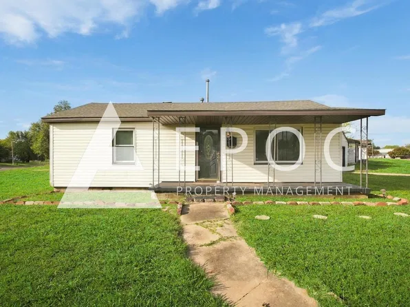 300 W Lilac Ln, Midwest City, OK 73110