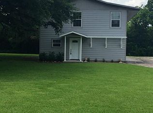 402 E Foley St, Alvin, TX 77511