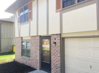 104 Baker St APT A, Buckner, MO 64016