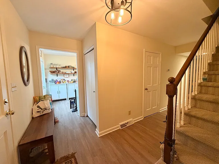 107 Georgetown Grn — Photo 29