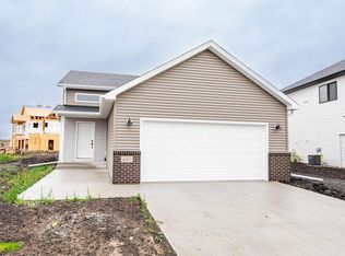 6611 Belding Dr S, Fargo, ND 58104