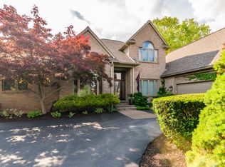 3043 Heather Rd, Ann Arbor, MI 48108