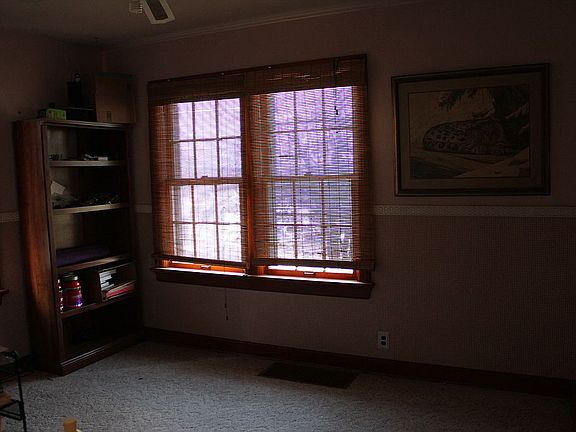 main floor R bedroom