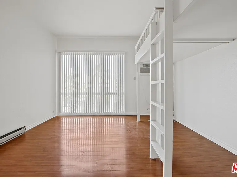 1440 Veteran Ave #522 — Photo 3