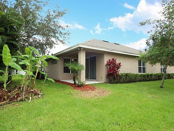 4th image of 9996 Sandy Hollow Dr