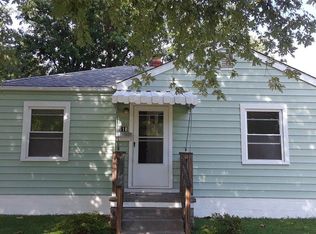 518 12th St, Wood River, IL